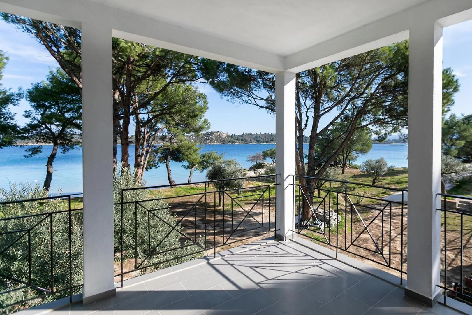 Filyra Seafront Villa, Vourvourou Diaporos Villa